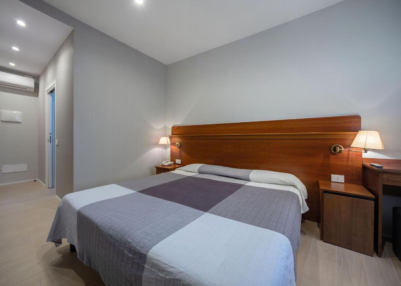 Hotel Excelsior Pavie Extérieur photo